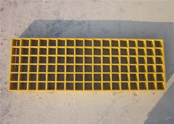 Κίνα 38 × 38 × 38 πλαστικό πάτωμα που ξύνει υψηλής αντοχής αντι - γλιστρώντας πλατφόρμα πετρελαίου προμηθευτής