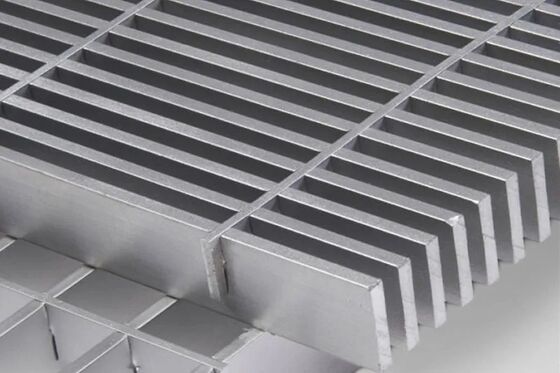 Customized 20mm 25mm 30mm Height Heavy Duty Hot DIP Galvanized Steel Grating for Drain Cover