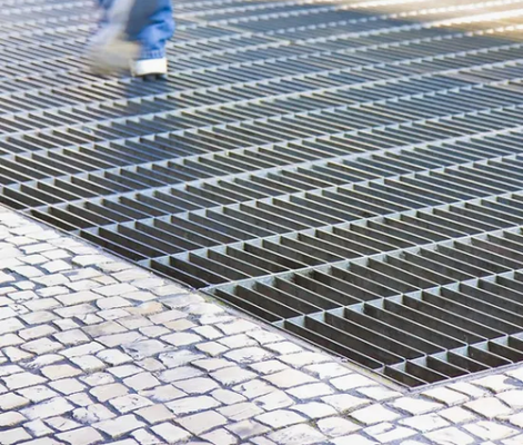 Hot-Dip Galvanized Steel Grating - High Strength Slip-Resistant Bar Grating for Industrial Flooring
