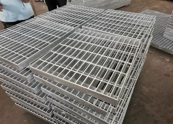 Slip-Resistant Durable Load-Bearing Platform Steel Grating Plate for Municipal Engineering