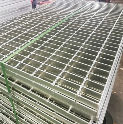 Stainless Steel Serrated Steel Grating with Corrosion Resistant Anti-Slip Grid in Customizable Sizes