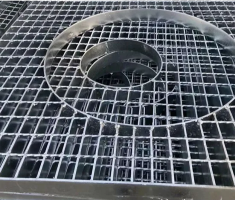 Hot-DIP Galvanized Stainless Steel Grating with Customizable Sizes for Industrial Applications