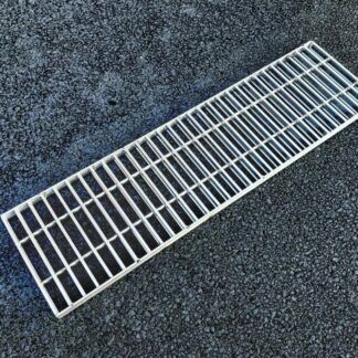 Προσαρμοσμένο μέγεθος Steel Grating Drain Cover με ανοιχτό και αποστραγγισμένο σχεδιασμό και αντιαλίσθητη επιφάνεια